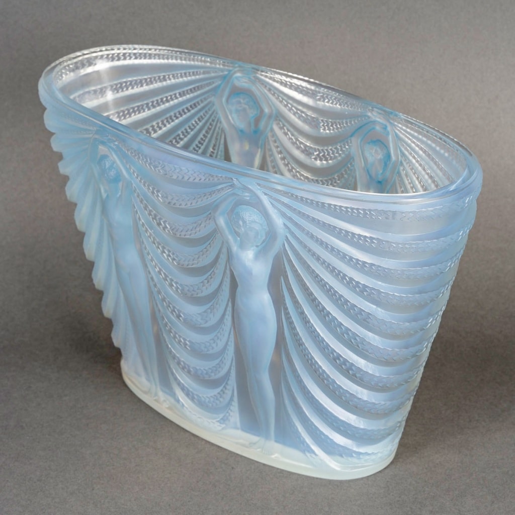 1937 René Lalique - Vase Terpsichore Verre Opalescent Patiné Bleu 