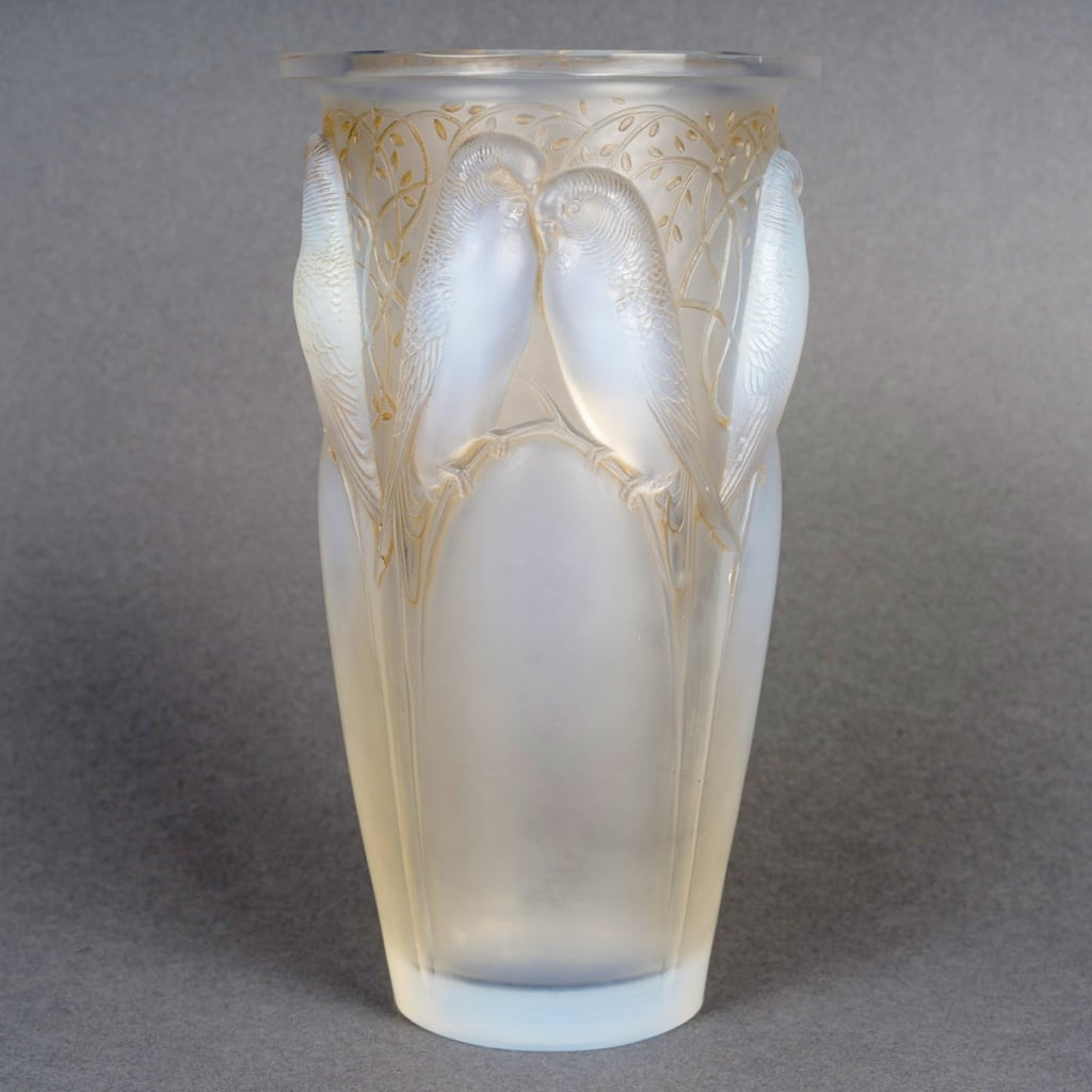 1924 René Lalique - Vase Ceylan Verre Opalescent Patiné Sépia 