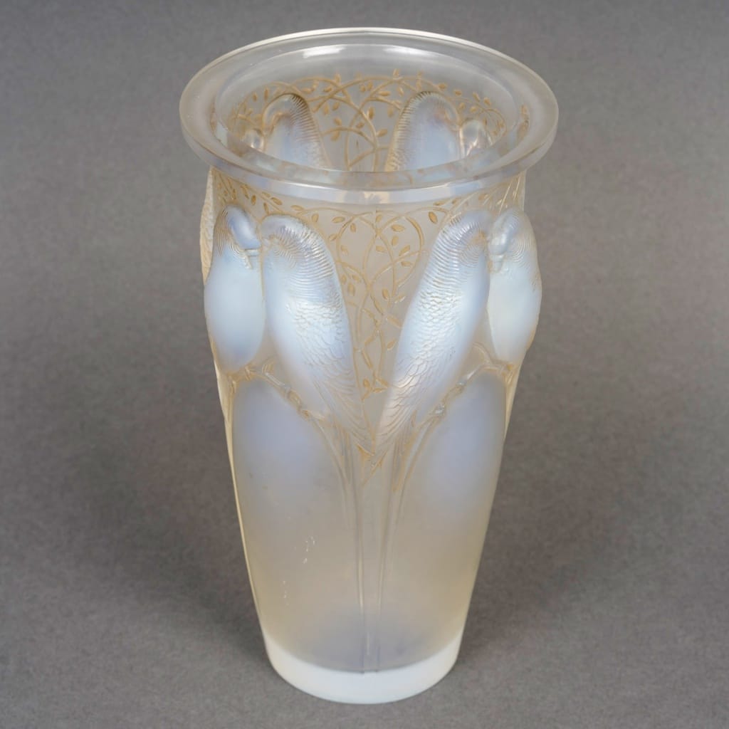 1924 René Lalique - Vase Ceylan Verre Opalescent Patiné Sépia 