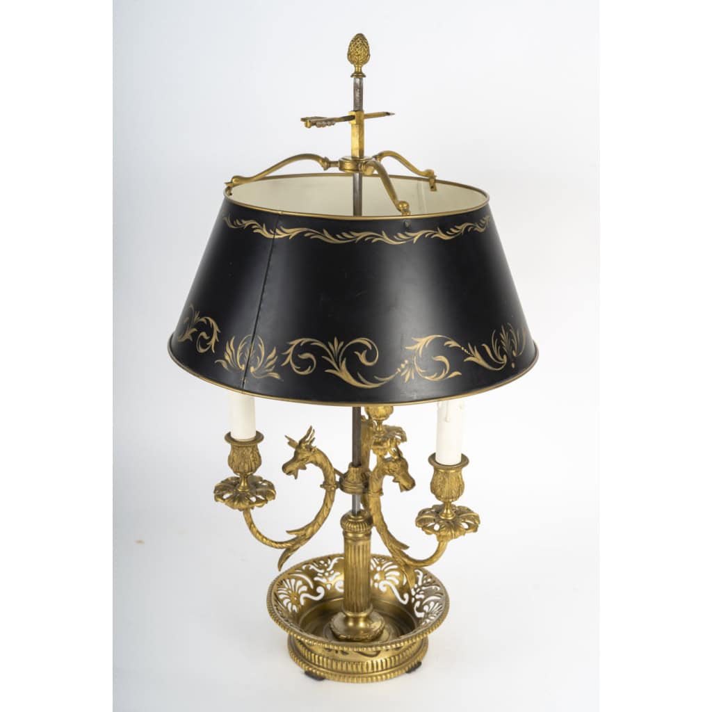 Lampe bouillotte de style Louis XVI. 