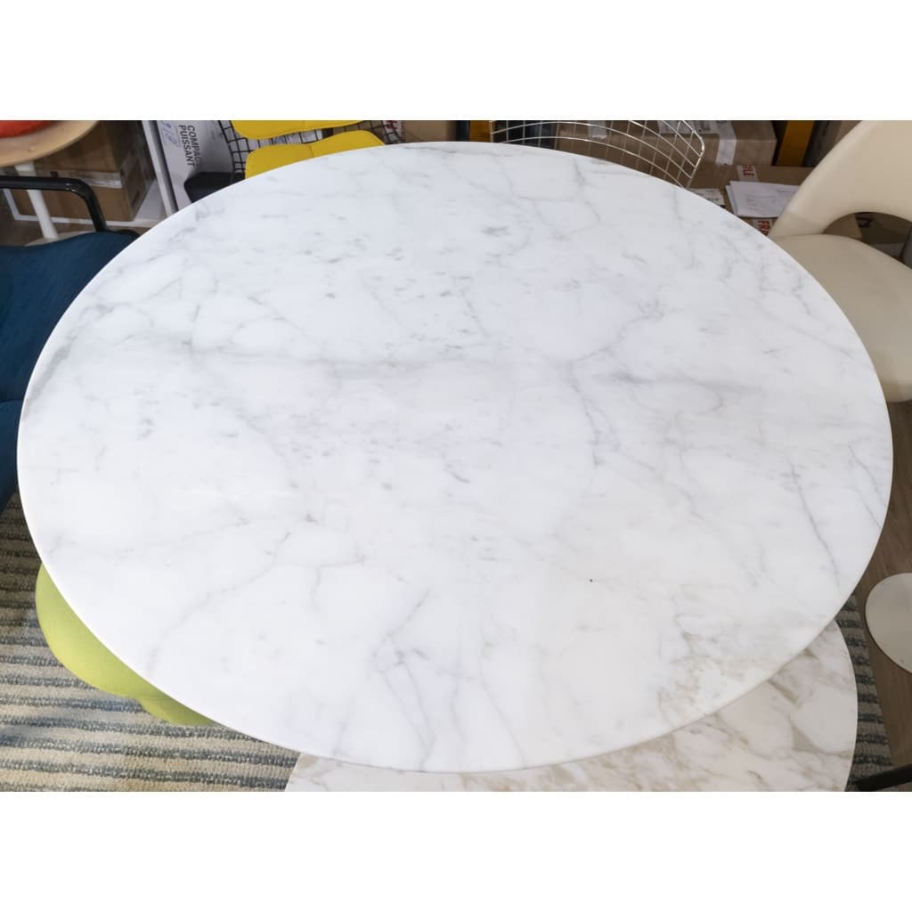 Eero SAARINEN Knoll International « Tulip » Table Calacatta 137 cm 