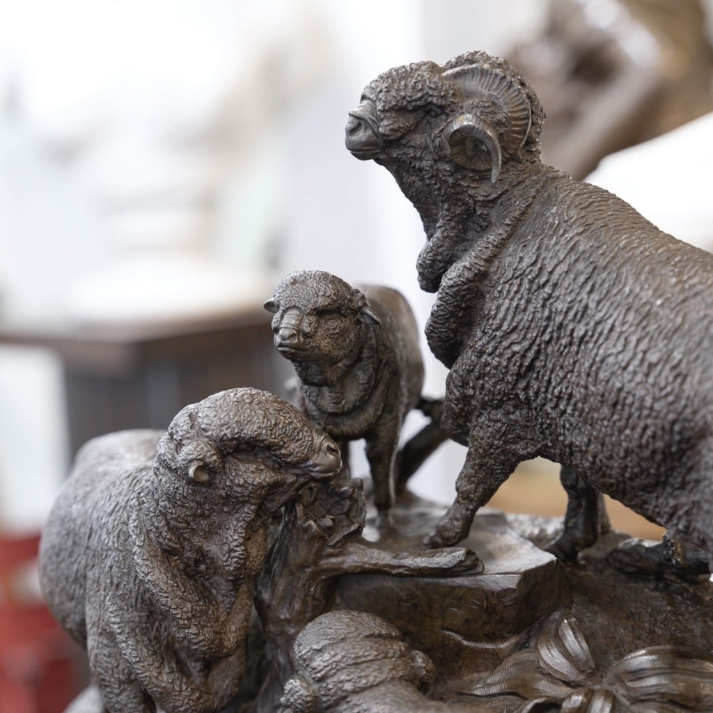 Sculpture - Famille De Mérinos , Jules Moigniez (1835 – 1894) - Bronze 