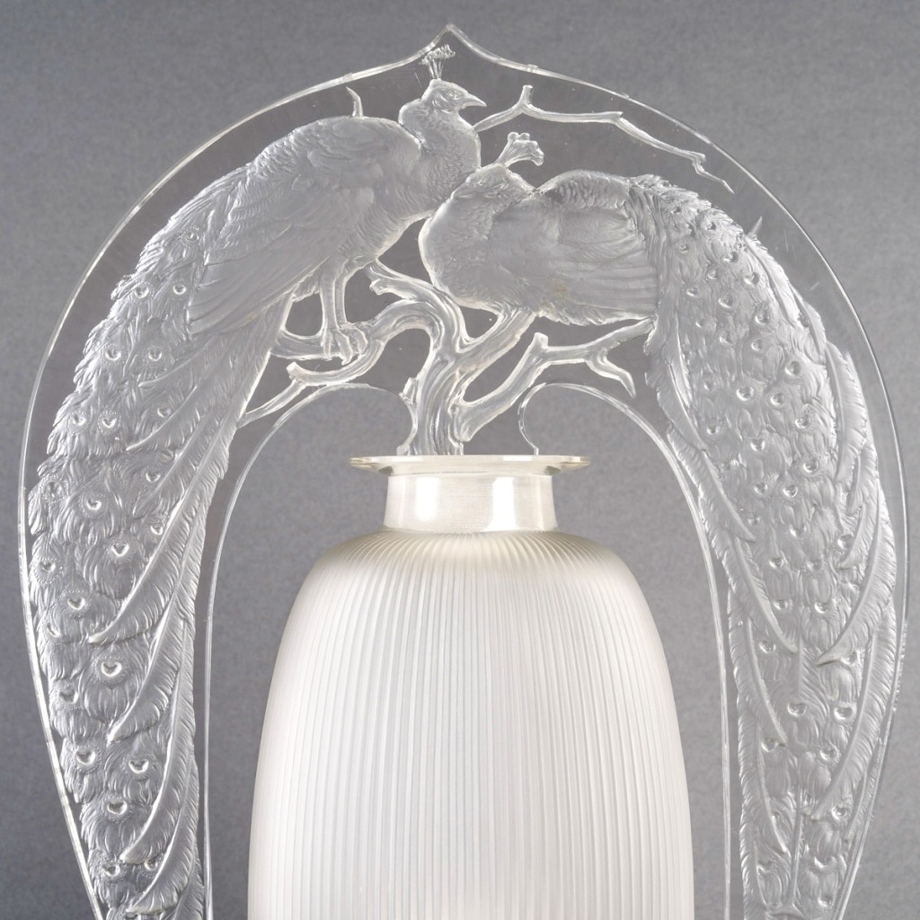 Veilleuse Tiare "Deux Paons" verre blanc de René LALIQUE 