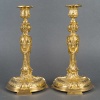 Paire de Flambeaux aux Vestales Style Louis XVI en Bronze Ciselé et Doré, XIXe Siècle vers 1850 