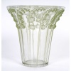 Vase "Muguet" verre blanc patiné vert de René LALIQUE 