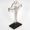 Statuette "Crucifix - Christ" verre blanc patiné gris de René LALIQUE 