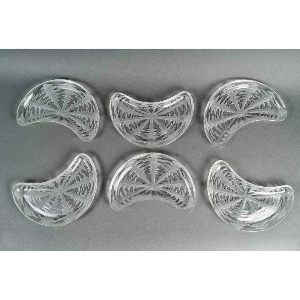 Suite de 6 Assiettes à Salade "Pissenlit" verre blanc de René LALIQUE 