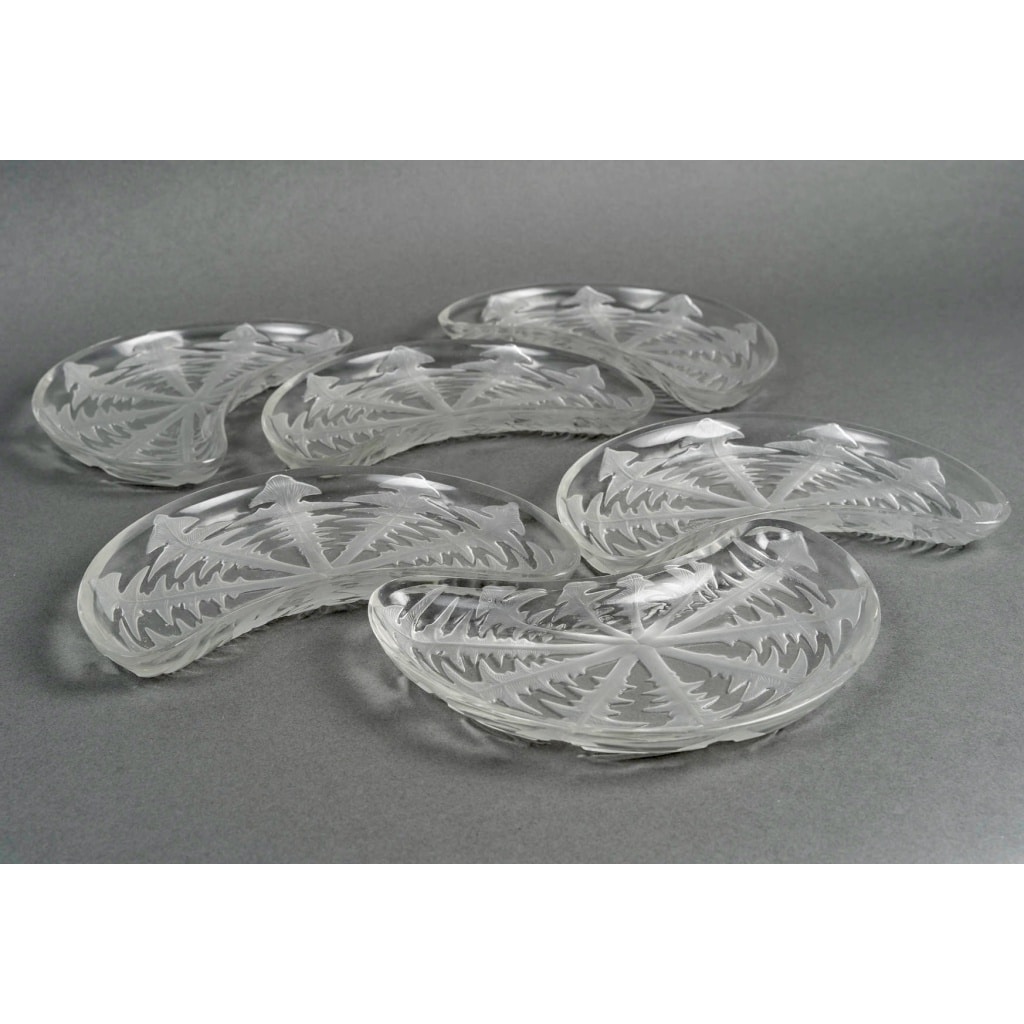 Suite de 6 Assiettes à Salade "Pissenlit" verre blanc de René LALIQUE 