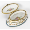 Boîte en porcelaine de style Louis XV – 19ème siècle | Biron 